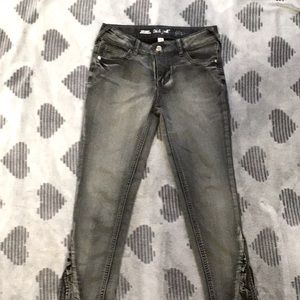 Gray cute tight jeans!